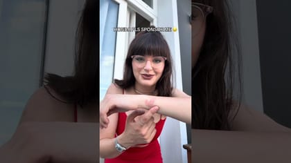 Miniatura clipului Mi-am făcut tatuaj cu Honda